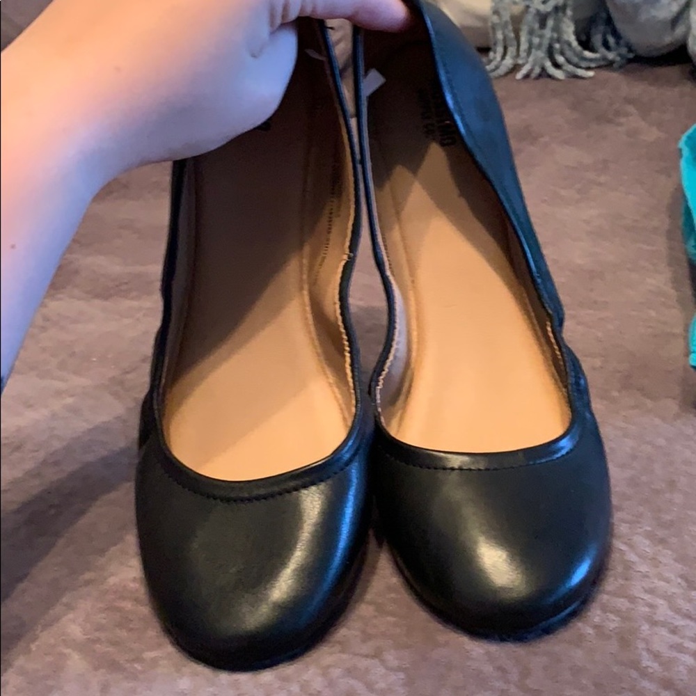 Mossimo Black Flats